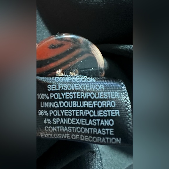 WOMENS BLACK SUIT - Picture 5 of 8